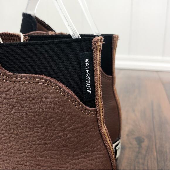 Converse Chuck Taylor All Star City Trek Waterproof Boot Men Size 10 Brown Black - Picture 8 of 14